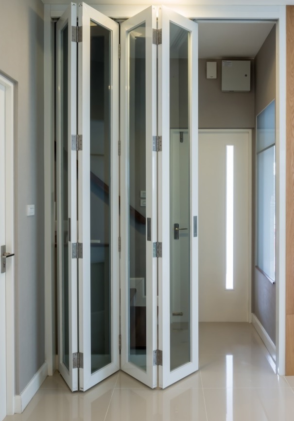 bifold door Redbridge, IG4